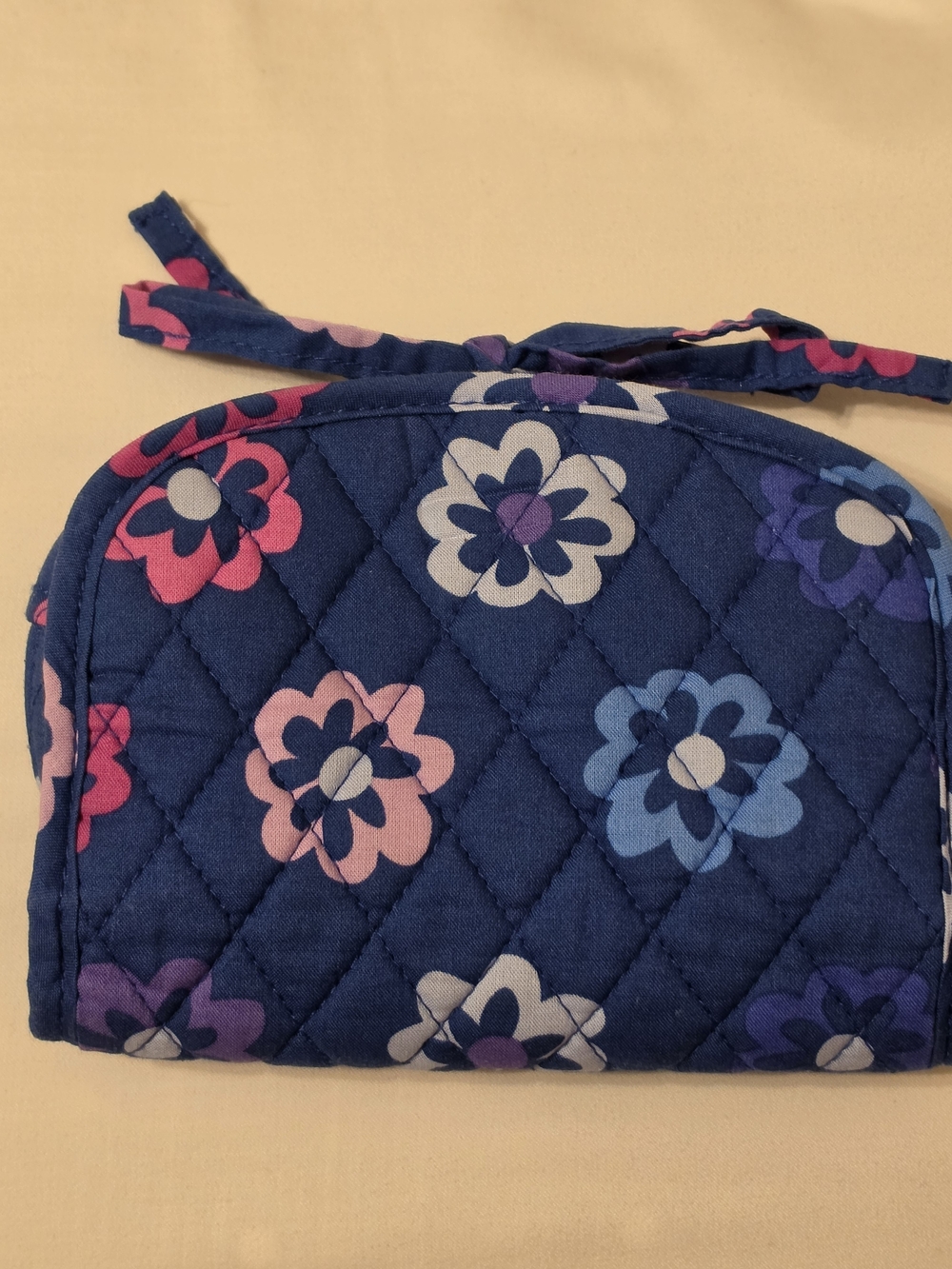 Vera Bradley Small Hanging Travel Jewelry Pouch In Ellie Flowers Pattern